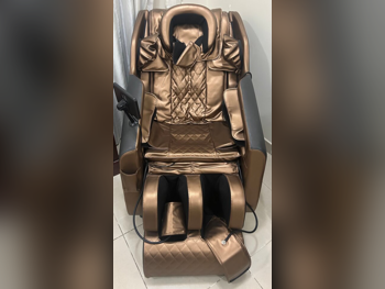 كرسي التدليك أسود