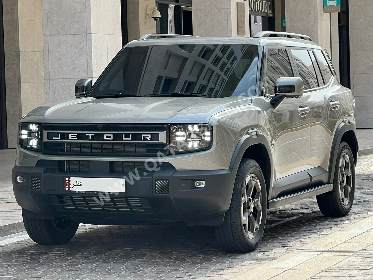 Jetour  T1  Luxury  2025  Automatic  7,500 Km  4 Cylinder  Four Wheel Drive (4WD)  SUV  Silver  With Warranty