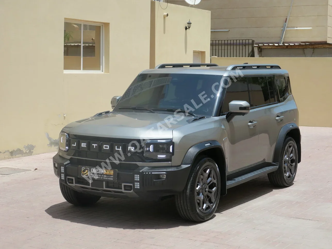 Jetour  T2  Luxury Plus  2026  Automatic  17,500 Km  4 Cylinder  Four Wheel Drive (4WD)  SUV  Gray  With Warranty