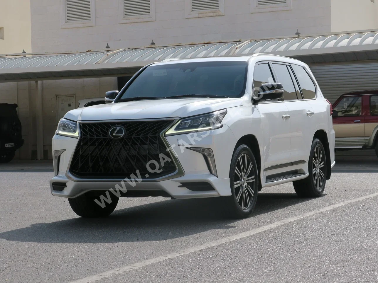 Lexus  LX  570 S  2018  Automatic  65,000 Km  8 Cylinder  Four Wheel Drive (4WD)  SUV  White
