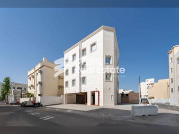 مباني ,ابراج ومجمعات - سكن عائلي  - الدوحة  - فريج بن عمران  للبيع