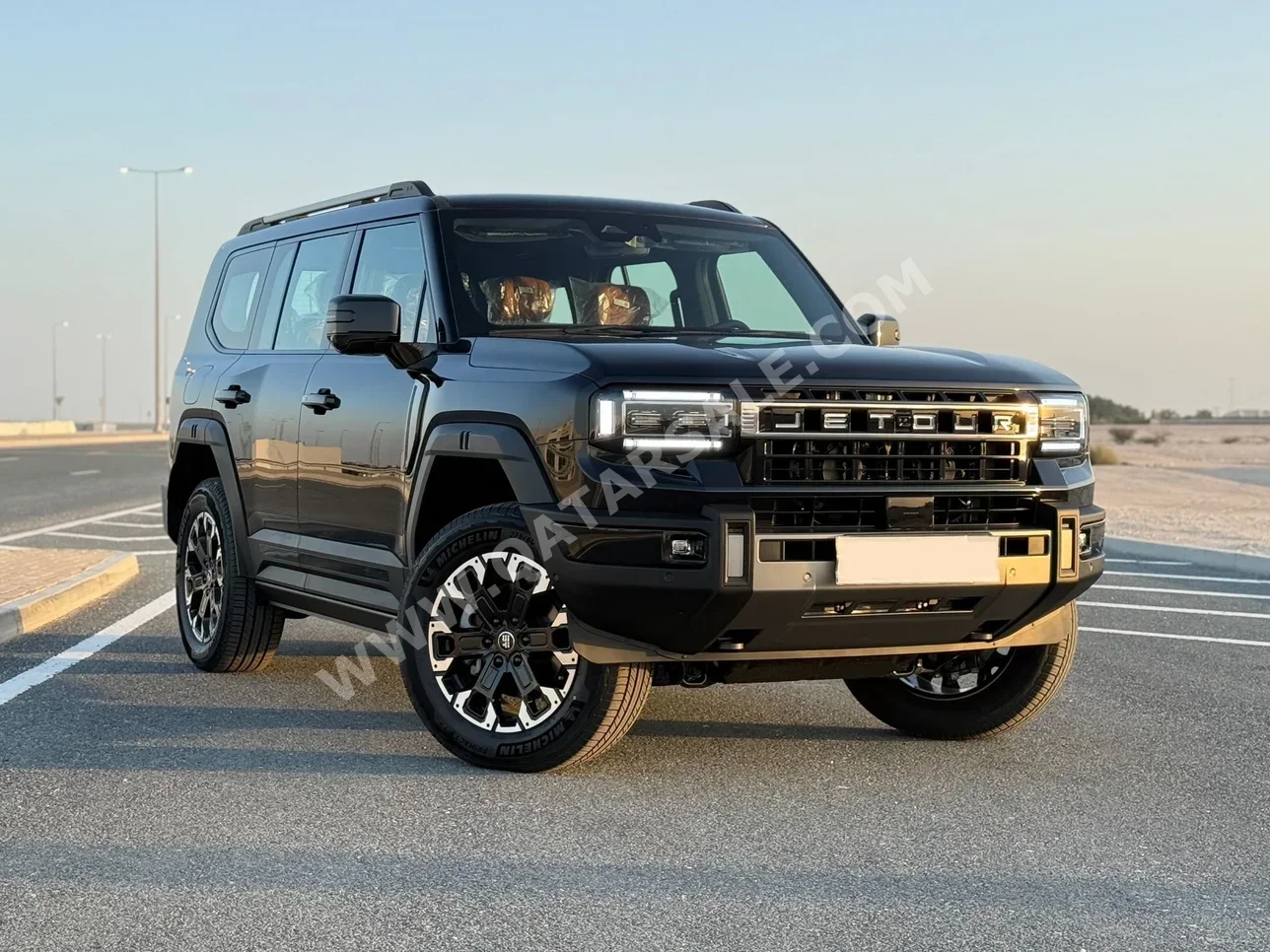 Jetour  G700  Flagship  2026  Automatic  6,500 Km  4 Cylinder  Four Wheel Drive (4WD)  SUV  Black  With Warranty