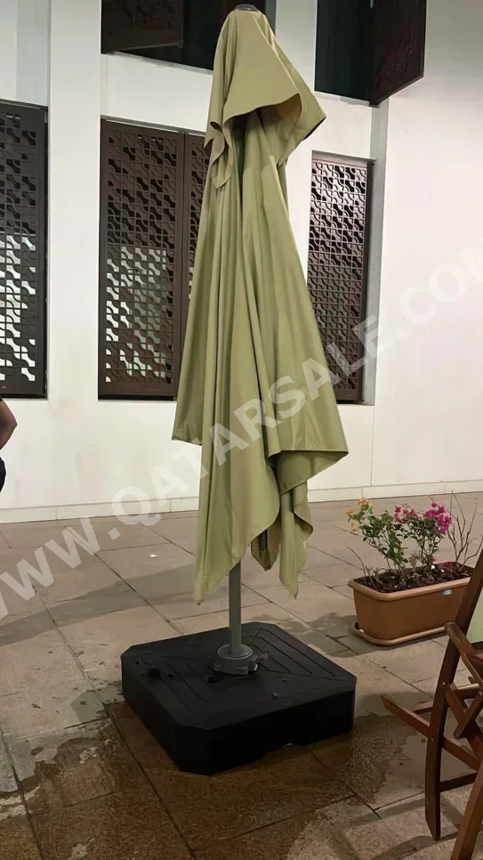 خِيَم خيمة السقف  - بيج