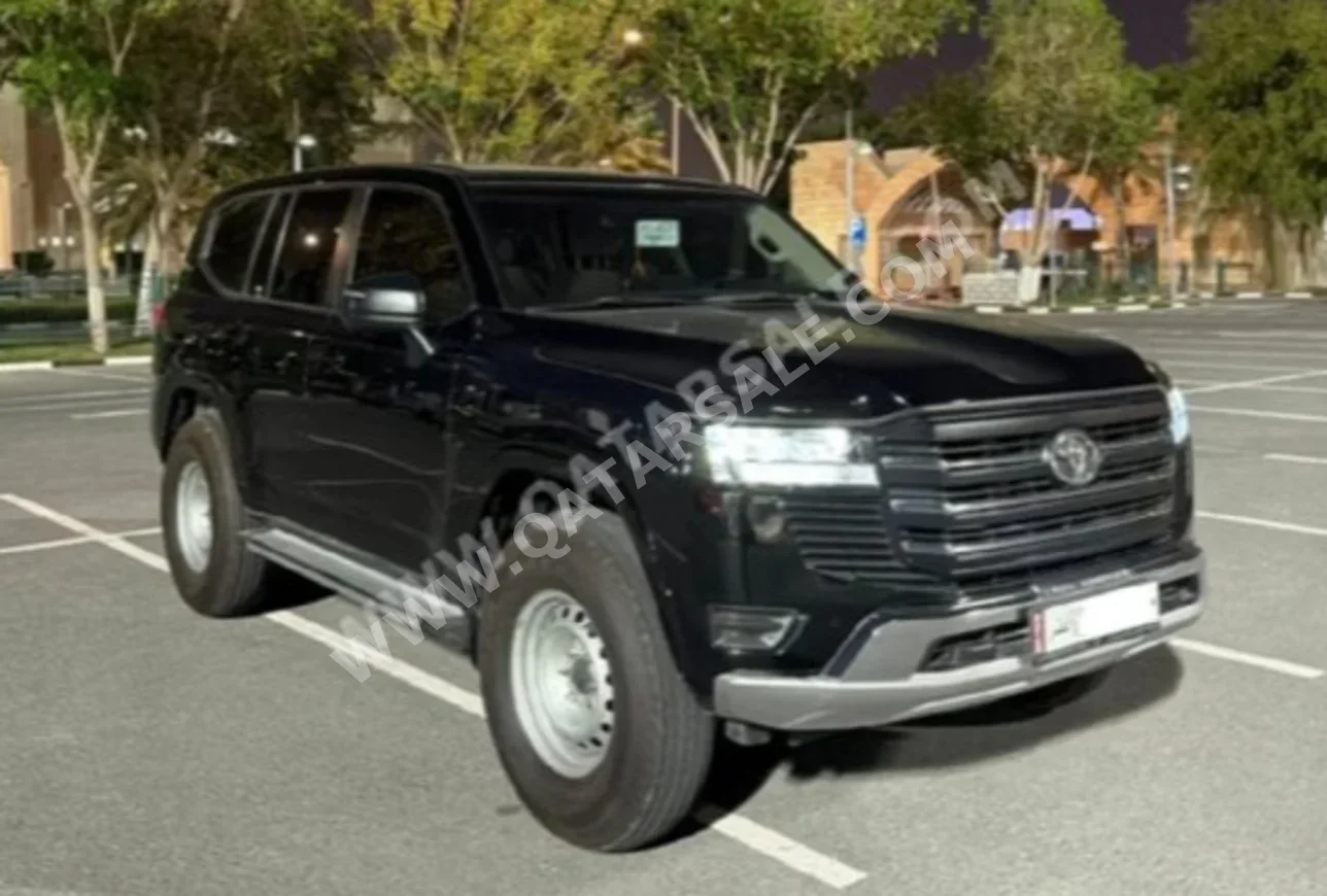Toyota  Land Cruiser  GX  2022  Automatic  79,000 Km  6 Cylinder  Four Wheel Drive (4WD)  SUV  Black