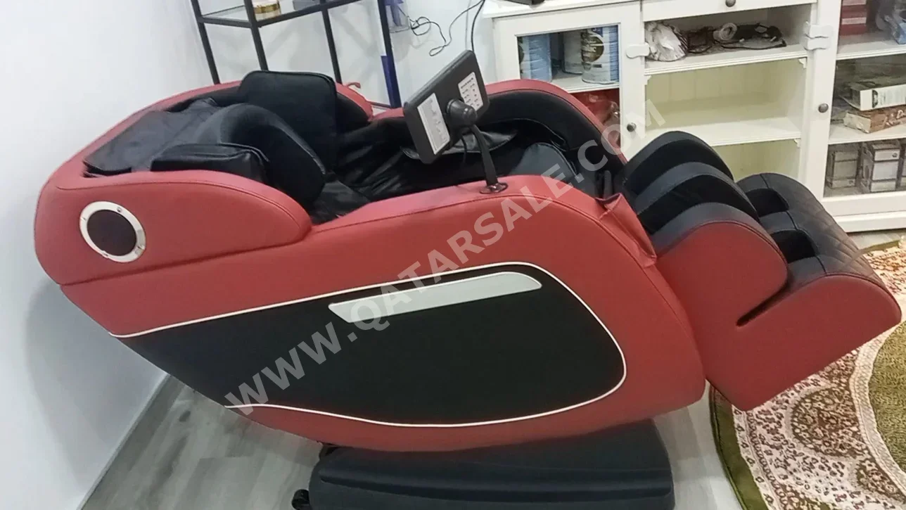 كرسي التدليك بيست مساج  أحمر  الصين  كل الجسم  رباعي الأبعاد