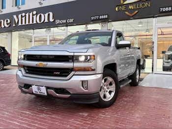 شفروليه  سلفرادو  زد 71  2017  اوتوماتيك  96,000 كم  8 سلندر  دفع رباعي  بيكب  رمادي