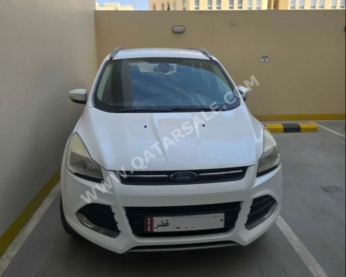 Ford  Escape  2016  Automatic  106,000 Km  4 Cylinder  All Wheel Drive (AWD)  SUV  White