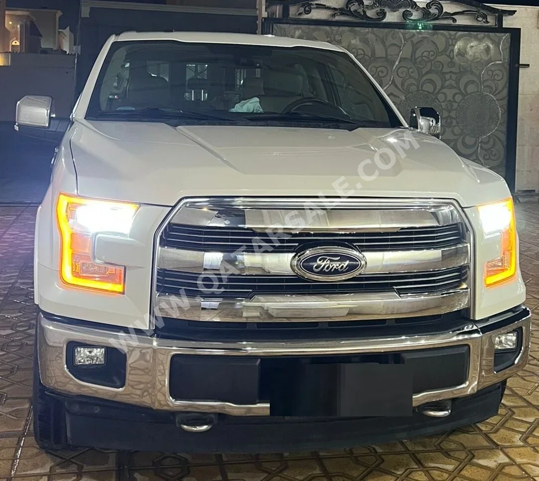 Ford  F  150 Lariat  2017  Automatic  165,000 Km  6 Cylinder  Four Wheel Drive (4WD)  Pick Up  Pearl