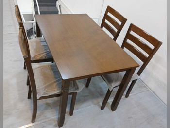 طاولة طعام مع كراسي  - لايف ستايل  - بنى  - ماليزيا  - 4 مقاعد