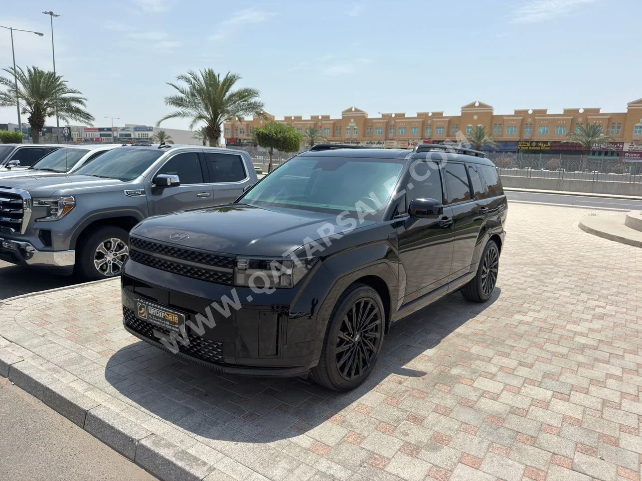 Hyundai  Santa Fe  2024  Automatic  15,000 Km  4 Cylinder  Four Wheel Drive (4WD)  SUV  Black  With Warranty