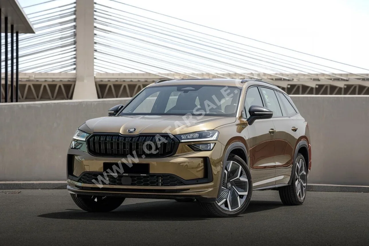 سكودا  كودياك  2025  اوتوماتيك  6,800 كم  4 سلندر  سحب امامي  اس يو في  برونزي  تحت الضمان