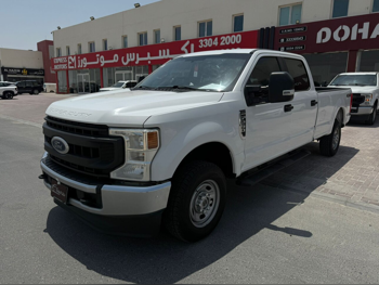 Ford  Super Duty  2020  Automatic  84,000 Km  6 Cylinder  Four Wheel Drive (4WD)  Pick Up  White