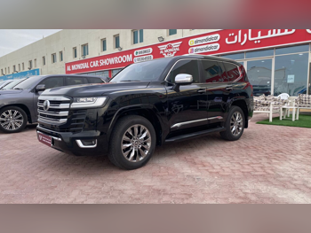 Toyota  Land Cruiser  VXR Twin Turbo  2023  Automatic  69,000 Km  6 Cylinder  Four Wheel Drive (4WD)  SUV  Black  With Warranty