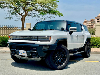 GMC  Hummer EV  SUV  2024  Automatic  18,000 Km  0 Cylinder  Four Wheel Drive (4WD)  SUV  White