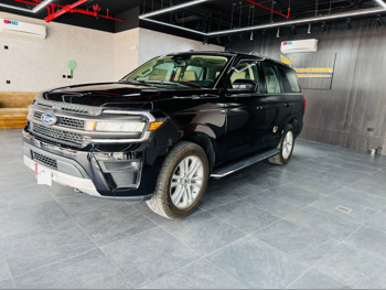 Ford  Expedition  XLT  2023  Automatic  0 Km  6 Cylinder  Four Wheel Drive (4WD)  SUV  Black  With Warranty