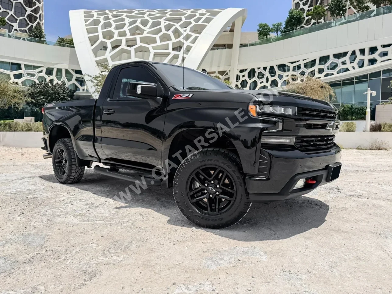 Chevrolet  Silverado  Trail Boss  2021  Automatic  47,000 Km  8 Cylinder  Four Wheel Drive (4WD)  Pick Up  Black