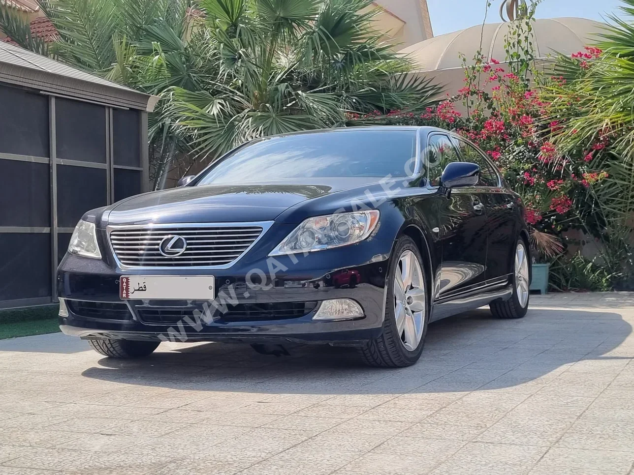 Lexus  LS  460 L  2007  Automatic  85,000 Km  8 Cylinder  Rear Wheel Drive (RWD)  Sedan  Dark Blue