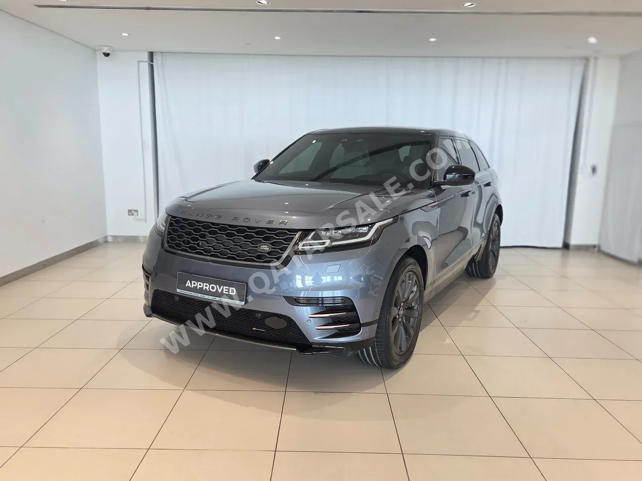 Land Rover Range Rover Velar SE R- Dynamic 2022 Automatic 62,600 Km 4 Cylinder All Wheel Drive (AWD) SUV Blue With Warranty