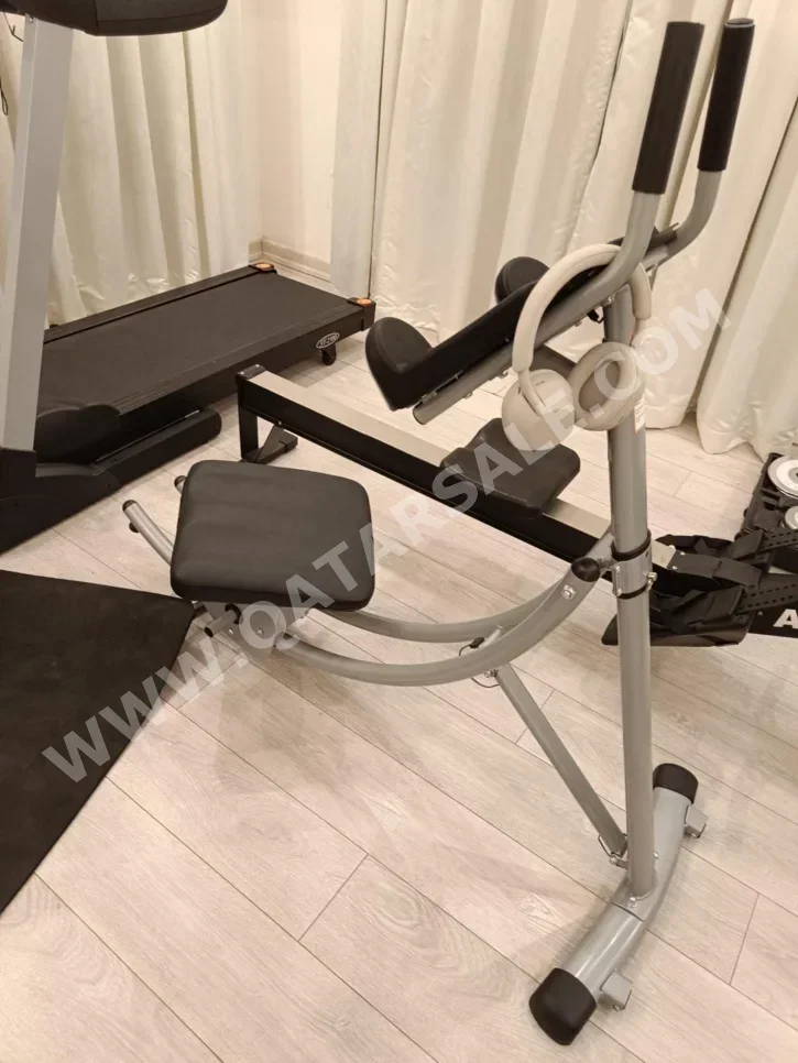 أجهزة اللياقة البدنية - جهاز تجديف
