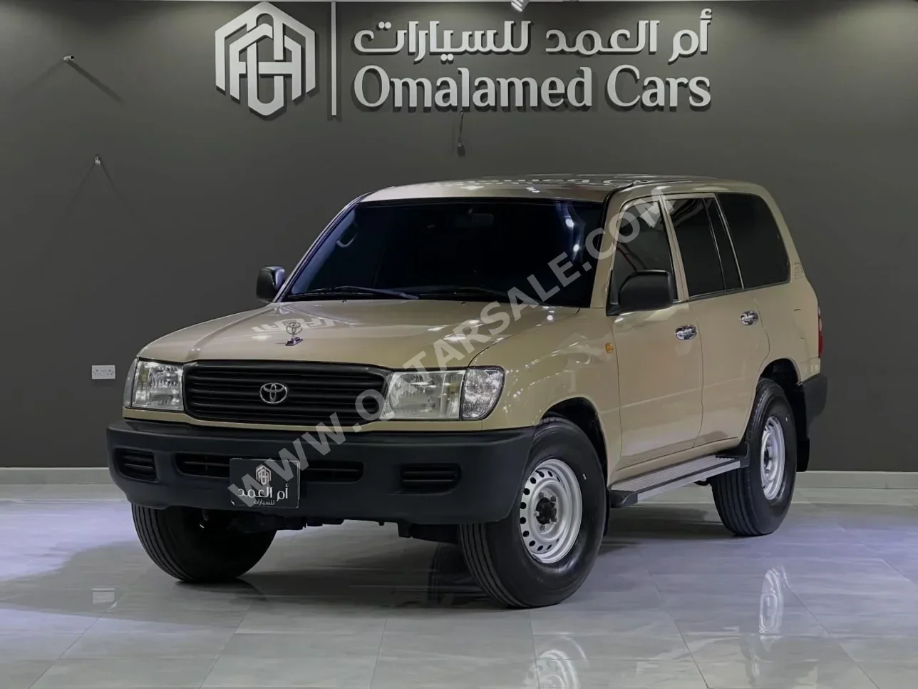 Toyota  Land Cruiser  G  2002  Automatic  140,000 Km  6 Cylinder  Four Wheel Drive (4WD)  SUV  Beige