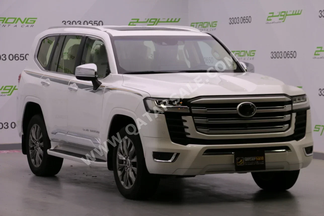 Toyota  Land Cruiser  VXR Twin Turbo  2023  Automatic  7,000 Km  6 Cylinder  Four Wheel Drive (4WD)  SUV  White