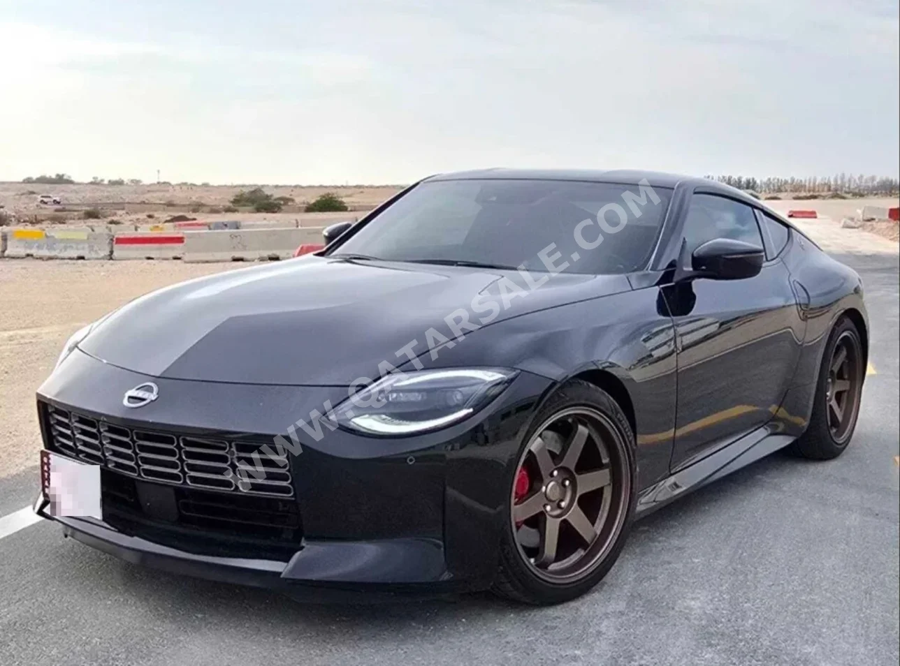 Nissan  Z  400  2023  Automatic  90,000 Km  6 Cylinder  Rear Wheel Drive (RWD)  Coupe / Sport  Black  With Warranty