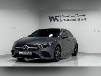 مرسيدس - بنز  250 S  2020  اوتوماتيك  180,000 كم  3 سلندر  دفع خلفي  هاتشباك  رمادي غامق  تحت الضمان