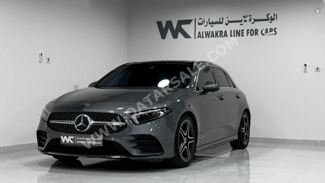 مرسيدس - بنز  250 S  2020  اوتوماتيك  180,000 كم  3 سلندر  دفع خلفي  هاتشباك  رمادي غامق  تحت الضمان