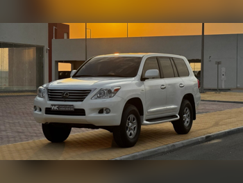 لكزس  ال اكس  570  2008  اوتوماتيك  245,000 كم  8 سلندر  دفع رباعي  اس يو في  أبيض