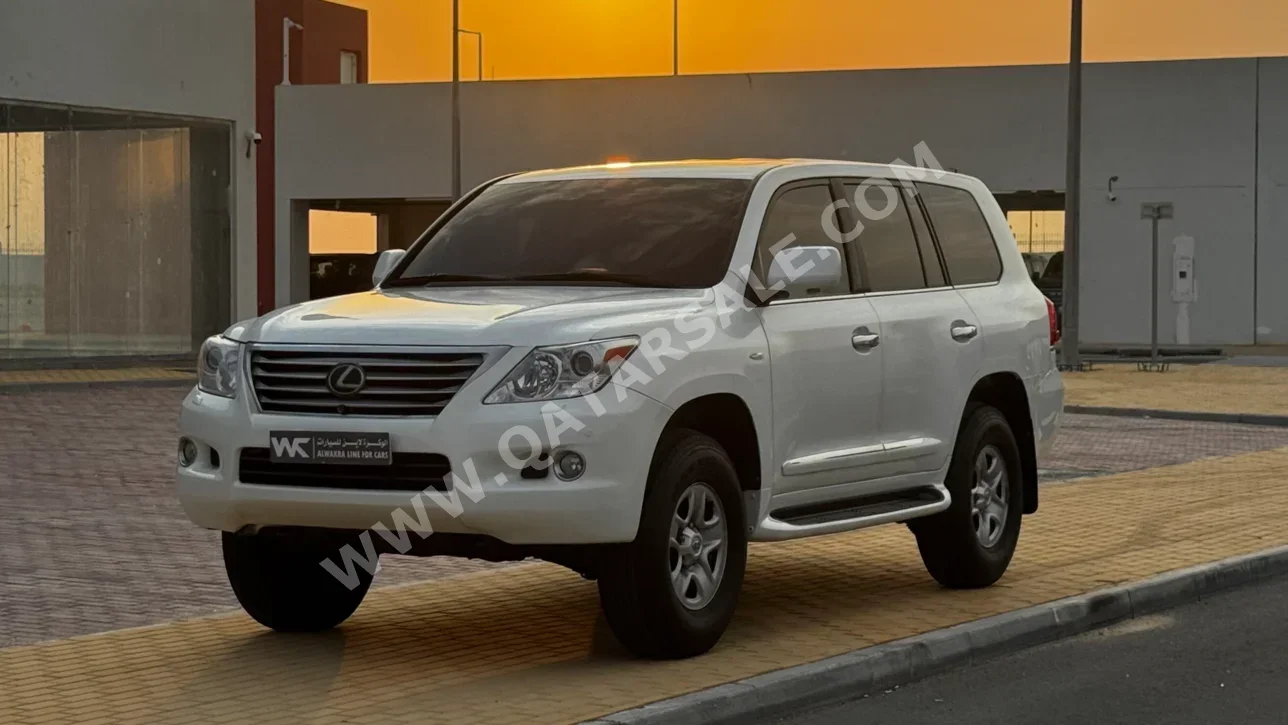 Lexus LX 570 2008 Automatic 245,000 Km 8 Cylinder Four Wheel Drive (4WD) SUV White