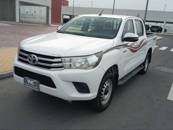 Toyota  Hilux  2020  Automatic  160,000 Km  4 Cylinder  Four Wheel Drive (4WD)  Pick Up  White