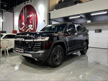 Toyota  Land Cruiser  GR Sport Twin Turbo  2025  Automatic  31,000 Km  6 Cylinder  Four Wheel Drive (4WD)  SUV  Black  With Warranty