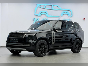 Land Rover  Range Rover  Vogue  2023  Automatic  36,000 Km  6 Cylinder  Four Wheel Drive (4WD)  SUV  Black