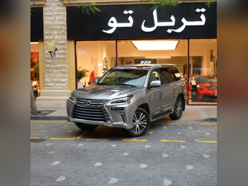 Lexus  LX  570 S  2016  Automatic  251,800 Km  8 Cylinder  Four Wheel Drive (4WD)  SUV  Gray
