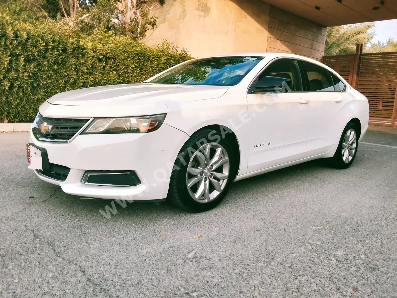 Chevrolet  Impala  2019  Automatic  120,000 Km  6 Cylinder  Front Wheel Drive (FWD)  Sedan  White