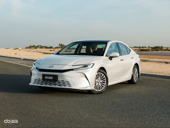 Toyota  Camry  Hybrid  2024  Automatic  8,000 Km  4 Cylinder  Front Wheel Drive (FWD)  Sedan  White  With Warranty