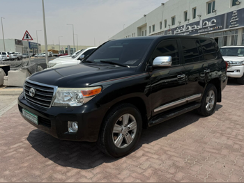 Toyota  Land Cruiser  GXR  2014  Automatic  370,000 Km  8 Cylinder  Four Wheel Drive (4WD)  SUV  Black