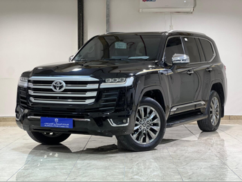 Toyota  Land Cruiser  VX Twin Turbo  2023  Automatic  120,000 Km  6 Cylinder  Four Wheel Drive (4WD)  SUV  Black