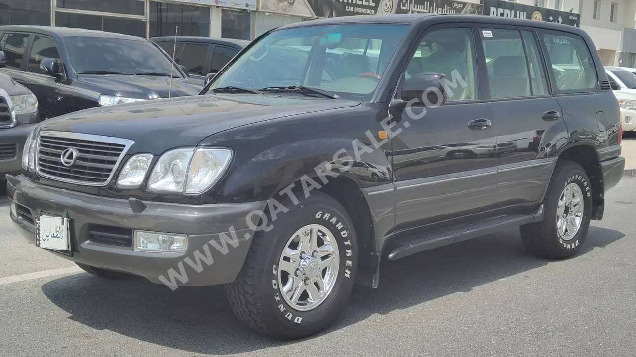 Lexus  LX  470  2002  Automatic  494,000 Km  8 Cylinder  Four Wheel Drive (4WD)  SUV  Black
