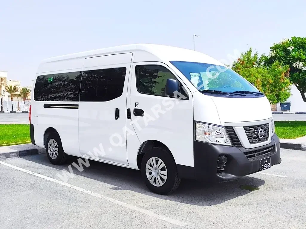 Nissan  Urvan  VAN  White  2022