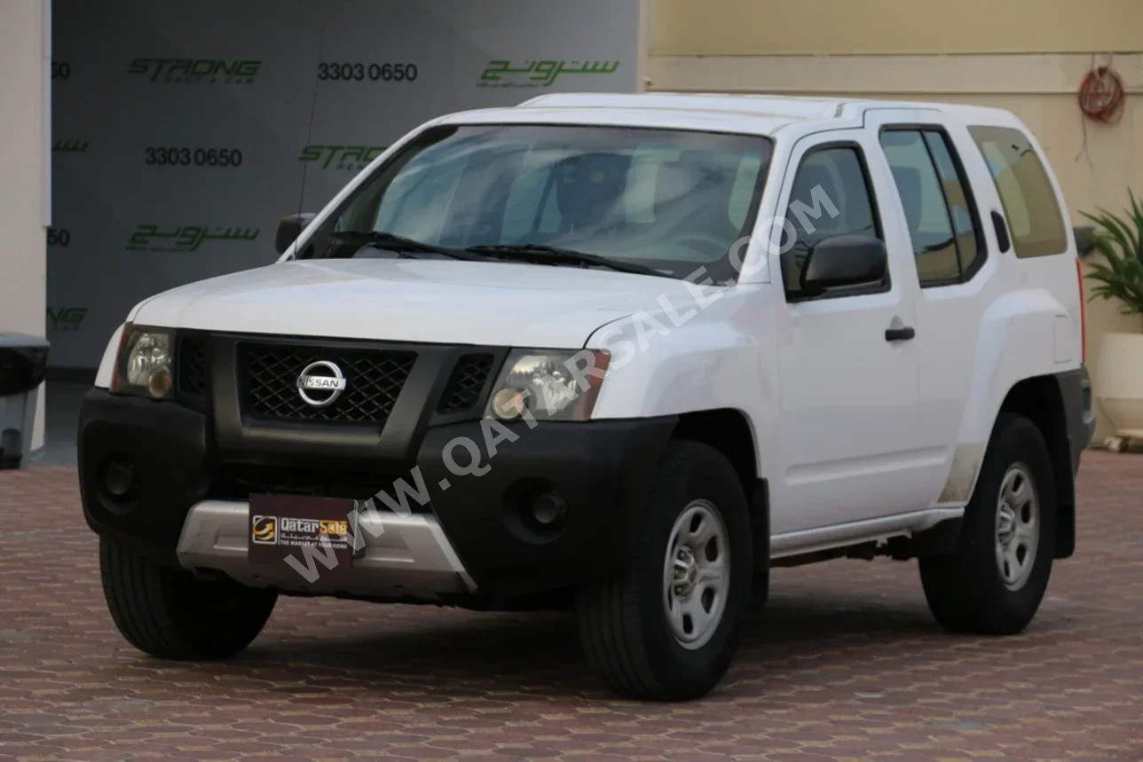 Nissan  Xterra  2012  Automatic  273,000 Km  6 Cylinder  Four Wheel Drive (4WD)  SUV  White