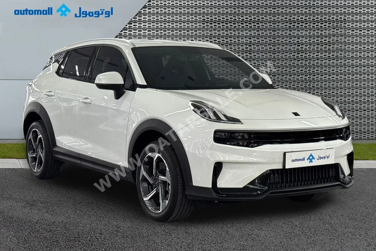 Lynk & Co  06  2025  Automatic  11,200 Km  4 Cylinder  Front Wheel Drive (FWD)  SUV  White  With Warranty
