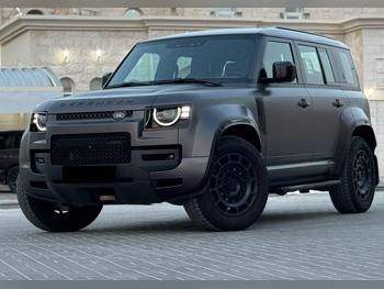 Land Rover Defender Octa 2026 Automatic 5,000 Km 8 Cylinder Four Wheel Drive (4WD) SUV Gray Matte With Warranty