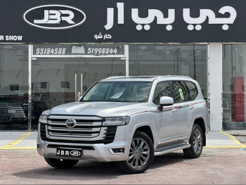 Toyota  Land Cruiser  GXR Twin Turbo  2025  Automatic  15,000 Km  6 Cylinder  Four Wheel Drive (4WD)  SUV  Silver  With Warranty