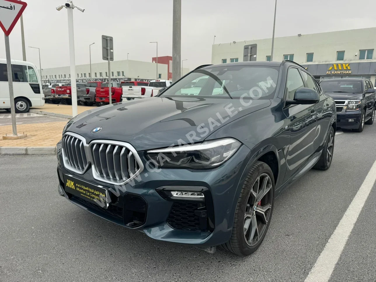 BMW  X-Series  X6  2022  Automatic  49,000 Km  6 Cylinder  Four Wheel Drive (4WD)  SUV  Gray
