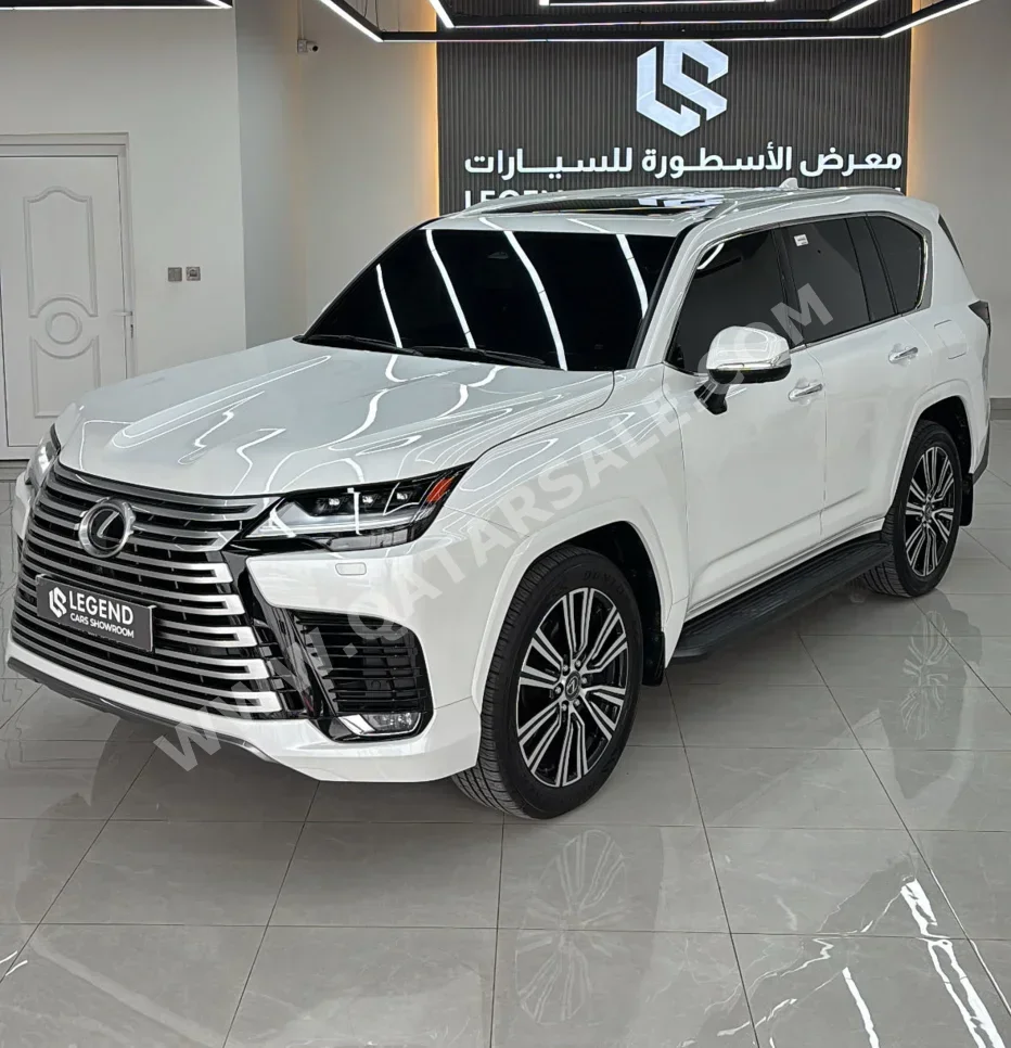 Lexus  LX  600 Luxury  2026  Automatic  1,600 Km  6 Cylinder  Four Wheel Drive (4WD)  SUV  Pearl  With Warranty