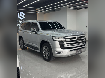 Toyota  Land Cruiser  VXR  2024  Automatic  26,000 Km  6 Cylinder  Four Wheel Drive (4WD)  SUV  Silver  With Warranty