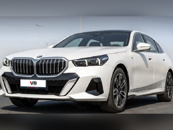 BMW  5-Series  530i  2026  Automatic  0 Km  4 Cylinder  Rear Wheel Drive (RWD)  Sedan  White