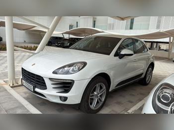 Porsche  Macan  2018  Automatic  116,000 Km  4 Cylinder  Four Wheel Drive (4WD)  SUV  White