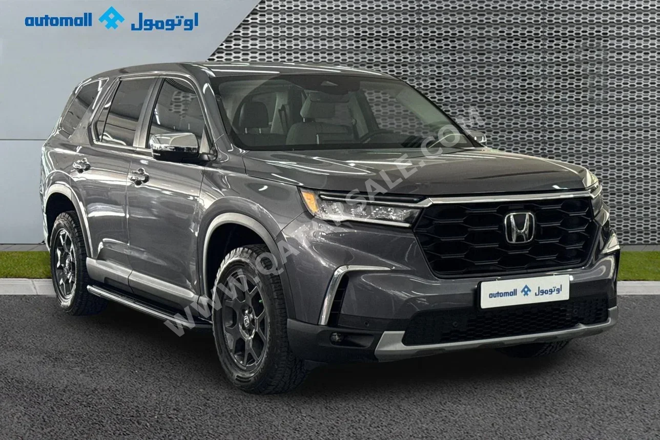Honda  Pilot  EXL  2024  Automatic  21,590 Km  6 Cylinder  All Wheel Drive (AWD)  SUV  Gray  With Warranty